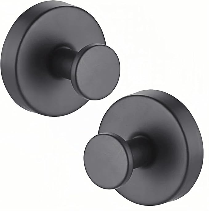 Suction Cup Wreath Hanger, 15 Lbs Heavy Duty Hooks for Christmas Holiday Decor, 2-Pack Black Wreath Holder with Strong Adhesion, No Drill Installation for Windows Glass Surfaces