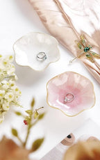 JAMEND CLXP 2PCS Lotus Leaf Shape Ring Holder Dish, Small Key Bowl, Ceramic Trinket Tray Jewelry Dish Organizing Necklace Earrings for Mom Friend Sister, All Jewelries Are NOT Included. White +Pink.…