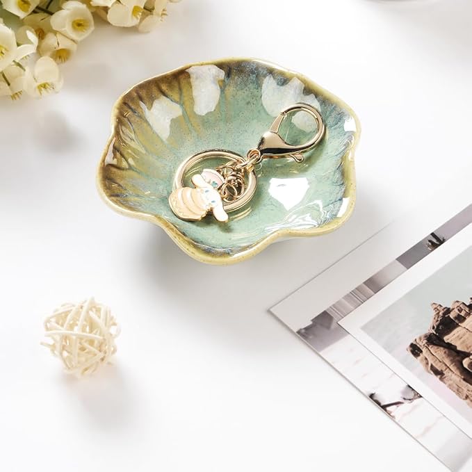 JAMEND CLXP 2PCS Ring Holder Dish, Small Key Bowl, Ceramic Trinket Tray Jewelry Dish Organizing Necklace Earrings for Mom Friend Sister, All Jewelries Are NOT Included. Crystal Green.