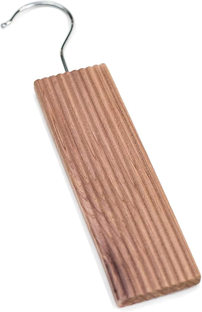 Huji Aromatic Cedar Closet Hang Up Protects Clothes (2)