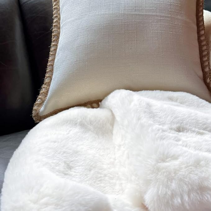 White Faux Bunny Fuzzy Fur Rugs for Bedroom Living Room Shag Washable Furry Area Rug 2x6 Nursery Shaped Rug Teen Room Décor