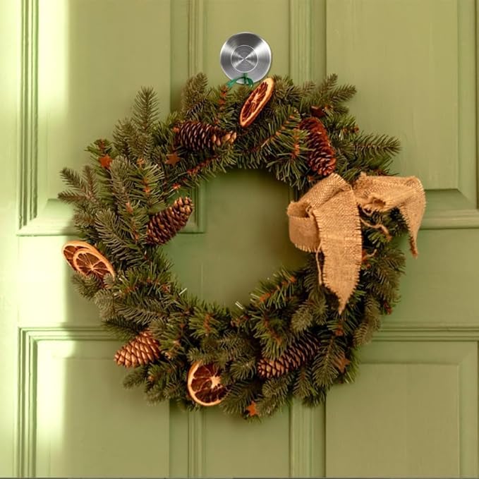 Linwnil Suction Cup Silver Wreath Hanger，Suction Cup Hooks Hanging 10 Lbs，Waterproof Suction Cup Wreath Holder for Windows, Shower, Wreaths，Smooth Doors (Silver, 4 Pack)
