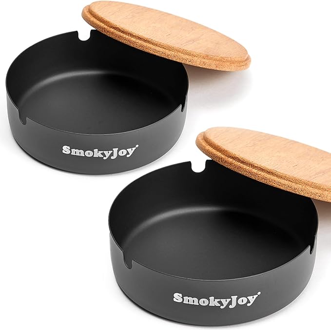 Ashtray with Lid for Outside Patio, 2 Pack Windproof Ash Tray, Black Stainless Steel Smokeless Ashtray for Outdoor Home Office Tabletop Patio Outdoor Balcony, Large