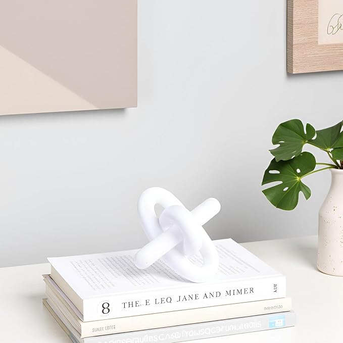 XMGZQ White Knot Decor for Coffee Table Book,Chain Link Decor for Bookshelf Entry Table TV Stand,Minimalist Knot Sculpture for Home Living Room,Object Decoracions para sala,adornos para sala Modernos
