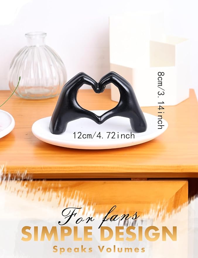 Modern Gold Heart Hands Sculpture, Decorative Table Art, Love Symbol Home Decor (Black)