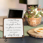 5” Motivational Wooden Sign Decoration - The Best Things In Life Are The People We Love - Rustic Wood Plaque Decor For Home Office Desk Shelf Decor Inspirational Gifts For Women Men - A18