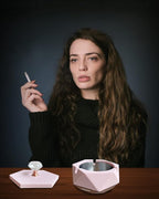 Pink Ash tray for Women, Unique Design Ashtray with Lid and Removable Liner, Easy to Clean, Perfect Cute Ash trays Indoor, Funny Ashtray Gift for Cigarette Smokers