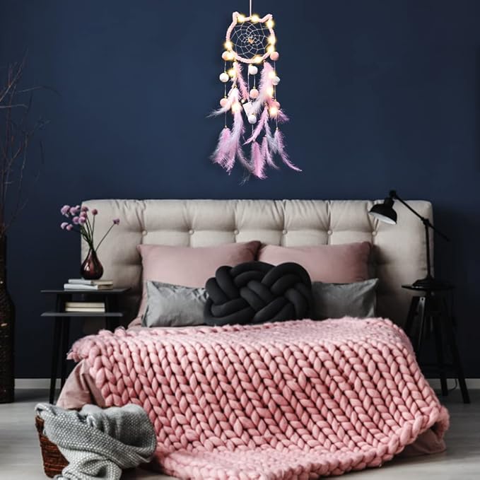 LED Light Up Feather Dream Catcher for Bedroom, Cat Shaped Lighted Dream Catcher with LED Fairy Lights for Girls Boys Kids Adults Room Decor Boho Decor Ornament Craft Gift