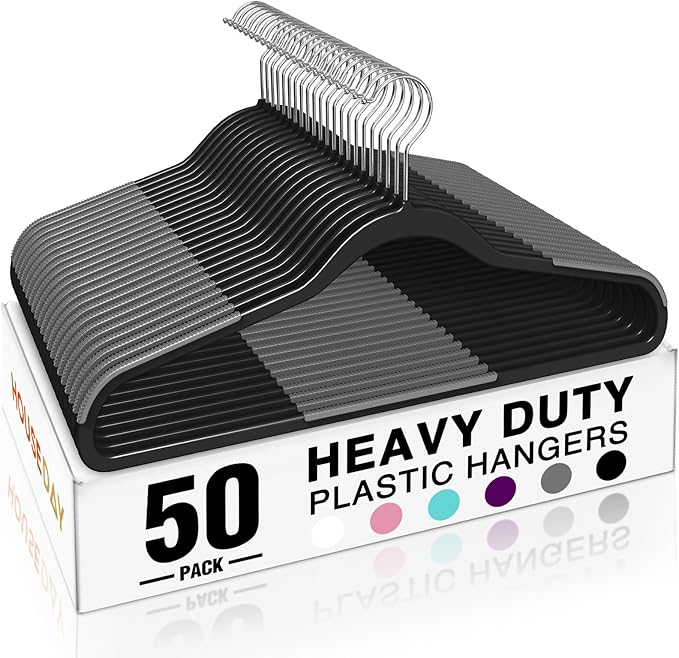 HOUSE DAY Heavy Duty Plastic Hangers 50 Pack, Non Slip Clothes Hangers with Rubber Grip and 360° Hook - Thin Plastic Hanger Space Saving - Coat Hanger Black, Closet Organizer for Shirt, Pants, Suit