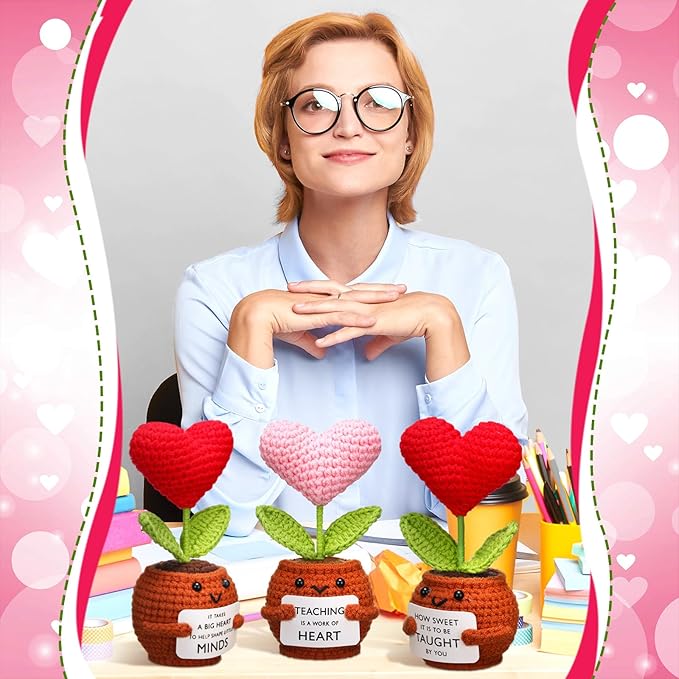 Wavwavw 3 Pack Teacher Appreciation Gift Positive Flower Handmade Crochet Doll Thank You for Helping Me Grow Gifts Back to School Gifts for Women Teacher(Heart)