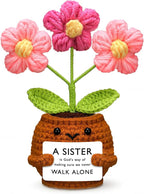 Wavwavw Sister Gifts Handmade Crochet Doll with Card Crochet Present for Sisters Sis Big Little Sister Birthday Wedding Home Decor(Walk Alone)