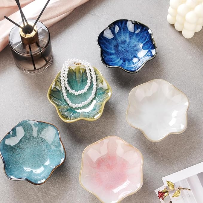JAMEND CLXP 2PCS Ring Holder Dish, Small Key Bowl, Ceramic Trinket Tray Jewelry Dish Organizing Necklace Earrings for Mom Friend Sister, All Jewelries Are NOT Included. Crystal Green.