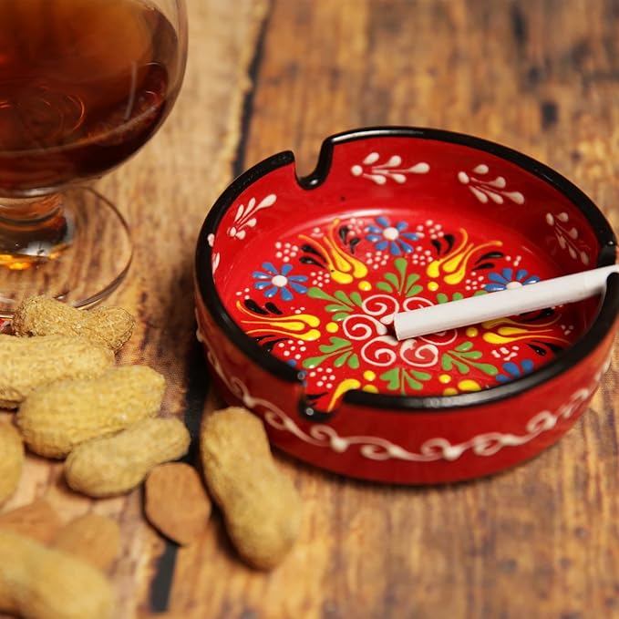 Ashtray Set Cigarette Ash Tray for Indoor Outdoor Use Ash Holder for Smokers Desktop Smoking Ash Tray - Home Office Decoration Hand-Paint Ceramic Cigar Ashtrays (2 pcs Large - Red and Green)