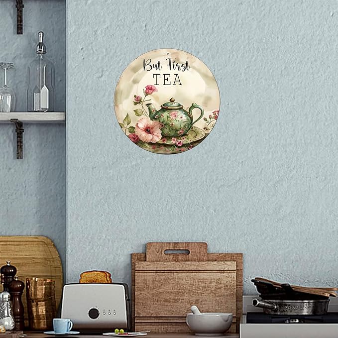 Chicken Metal Sign Vintage Tin Sign Round Sign Aluminum Sign for Farmhouse Kitchen Outdoor Outside Home Backyard Wall Decor 12 Inch