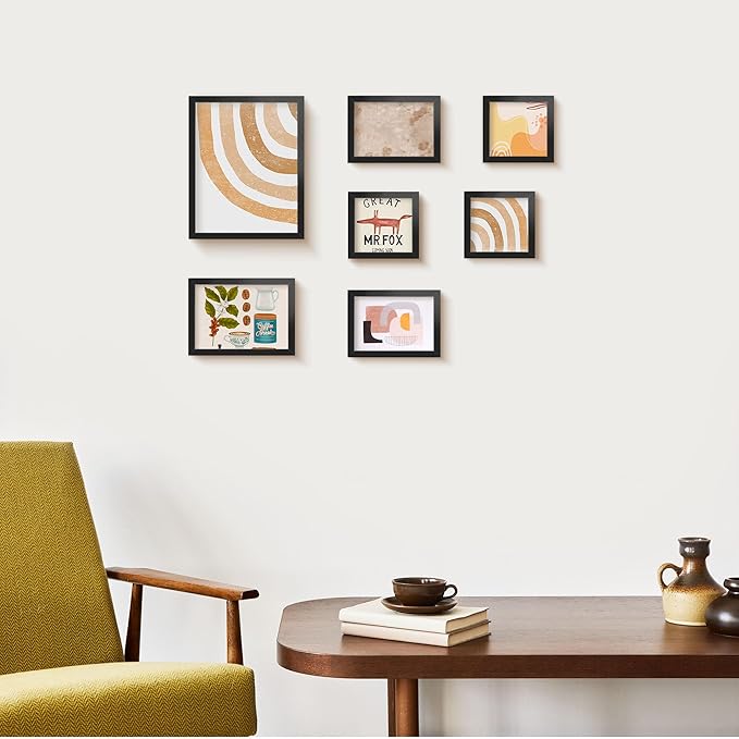 LaVie Home 5x7 Picture Frame Black Set of 10, Display 4x6 with Mat or 5 x 7 Without Mat Picture, Photo Frame Collage for Wall Gallery or Table Deco, Hanging or Tabletop Display