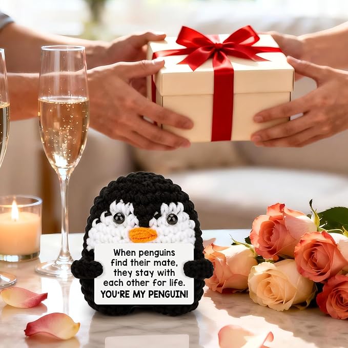 Belatelove Anniversary Valentines Gifts for Women Men, Mini Funny Handmade Crochet Doll Birthday I Love You Gifts for Boyfriend Girlfriend, Romantic Sweet Gift for Husband Wife Cute Easter Decor