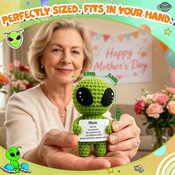 MAMAGIFTREE for Mom – Cute Crochet Alien Figure with Sentimental Card, Funny & Meaningful Handmade Gift from Daughter or Son