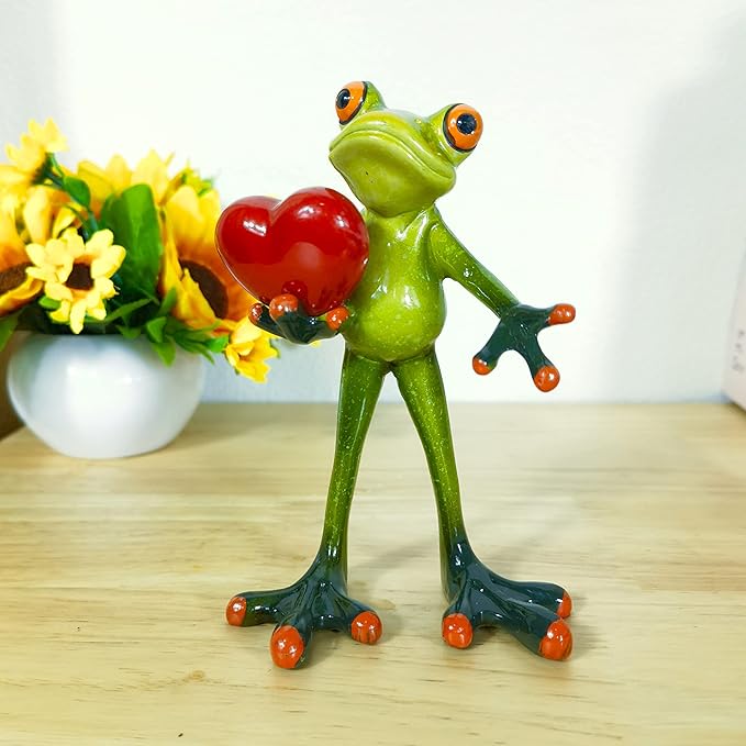 VVGIFTS Frog Figurines Decor Funny Cute Craft Resin Frog Sculpture Statue for Home Office Desk Tabletop Bathroom Decoration, Ornament Gift (Frog Holding Heart)