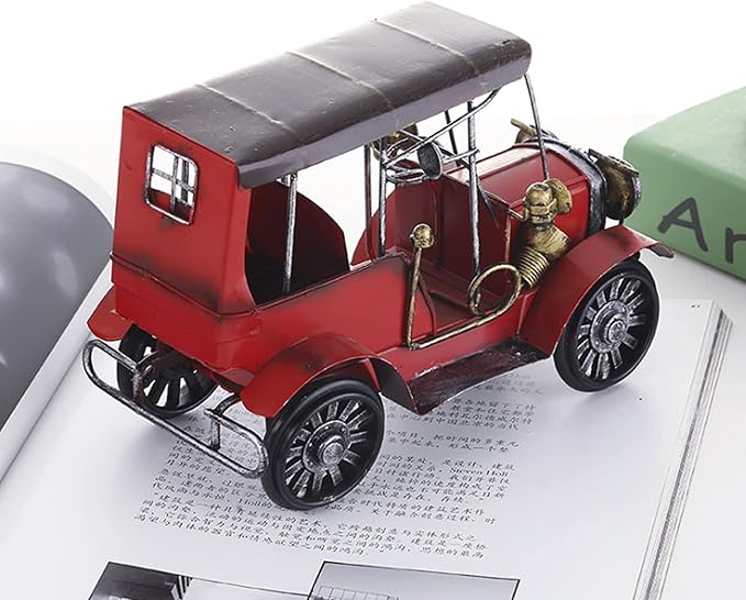 Antique Car Model, Vintage Retro Metal Car Toy, Iron Craft Desktop Ornament with Warm Finish, Decorative Collectible for Home Office Bar Display