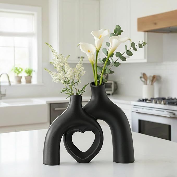 Hug Snuggle Hollow Donut Ceramic Vases, 9 Inch Modern Nordic Minimalist Decorative Vase for Home Decor Table Centerpiece Bookshelf Office Entryway Aesthetic Decoration (Matte Black)