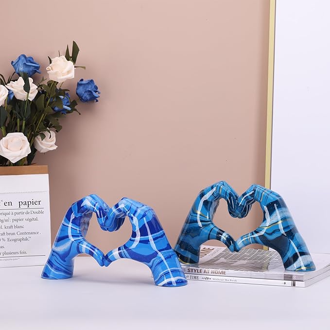 Colourful hand heart decoration, heart hand statue, love finger sculpture wedding decoration, suitable for bookshelf coffee table office bedroom TV cabinet bookshelf small ornaments home decoration.
