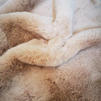 Ghouse Faux Rabbit Fur Round Rug 4ft Light Brown Beige Round Rugs for Bedroom Decor Fluffy Area Rugs for Living Room, no-Shedding Carpet Sheepskin Washable Rug Rome Decor