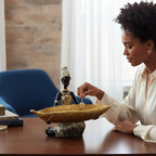 Lescafita African Woman Resin Tray Statue, Gold Leaf Decorative Sculpture, Handmade African Figurine Tray for Jewelry, Keys, Coins, Home Table Centerpiece Decor, Cultural Art Gift