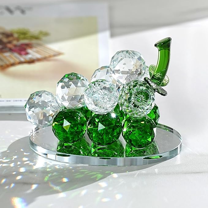 Grape Cluster Crystal Decor Sculpture, Sparkling High-Transparency Faceted Design, High-End Crystal with Mirror Base, Elegant Home/Office Display, Gift for Collectors & Fruit Lovers (Mixed Color)