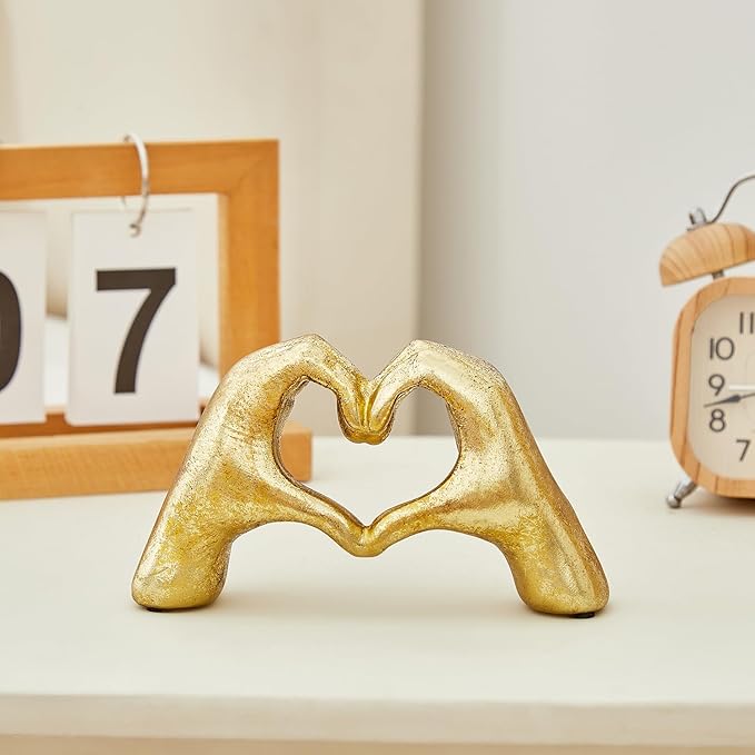 Heart Hands Sculpture,Gold Living Room Décor, Cute Gesture Heart Shaped Decoration, Modern Love Statue Finger,I Love You Hands Heart Art Sculpture Home Wedding Decoration (Gold)