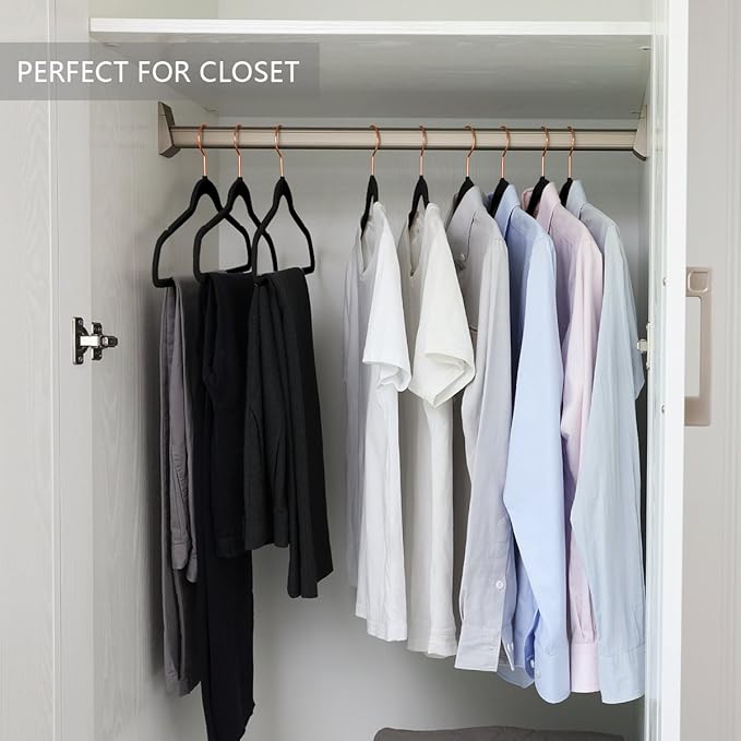 MIZGI Premium Velvet Hangers (60 Pack) Heavy Duty- Non Slip Felt Hangers - Velvet Suit Hanger Black - Rose Gold Hooks,Space Saving Clothes Hanger