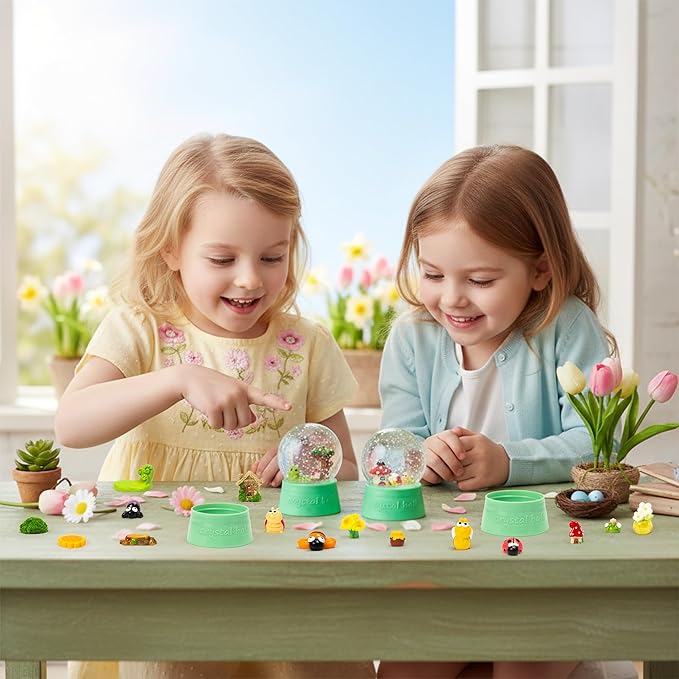Spring Snow Globes Craft Kit - 8 Set DIY Plastic Snow Globe Craft with Mini Resin Butterfly Bee, Make Your Own Party Favor Decor with Glitter for Classroom Activity Gift (Insect)