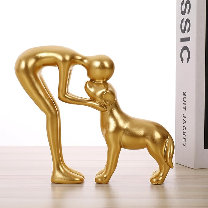 Cute Pet Sculpture Home Decor Man and Dog Statue Decoration for Office、Living Room、Bedroom、Home， Memory Gifts for Dog Lovers (Golden)