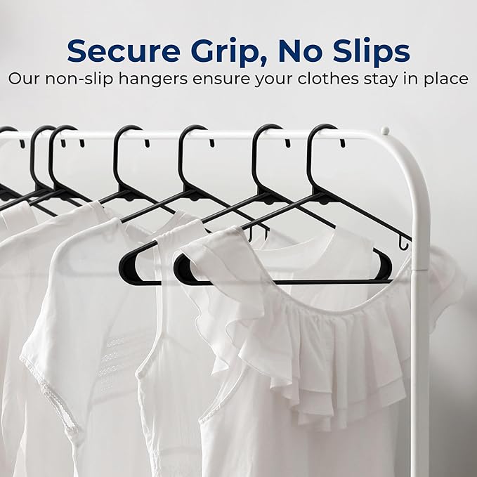 SereneLife Premium 20 Pack Plastic Hangers, Lightweight, Durable, Space Saving Clothes Organizers, Suitable for Shirts, Sweaters, Hoodies, Dresses, Kids Clothes, Good for Home Organization (Black)