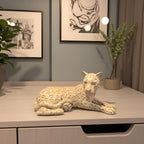 Cheetah Statue Home Decor Sculpture, Sitting Cheetah Desktop Ornament,Handmade with Resin,Office countertop Decoration,Suitable for Living Room, Dining Table, Bedroom