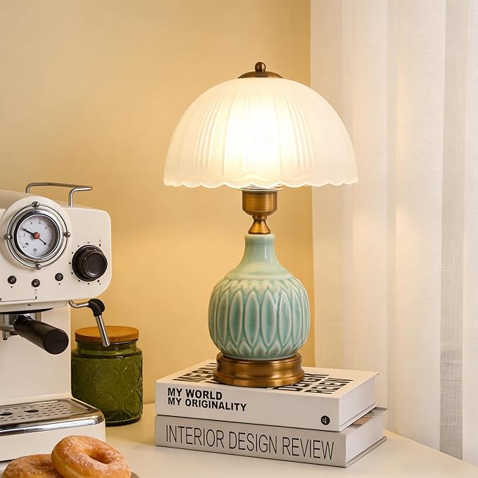Table Lamps Ceramic Retro Lamp for Living Room,15.7" Modern Bedside Nightstand Traditional Lamps, Classic Chinoiserie Green Glass Lamp for Home (Retro)