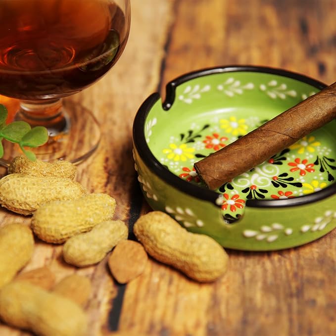 Ashtray Set Cigarette Ash Tray for Indoor Outdoor Use Ash Holder for Smokers Desktop Smoking Ash Tray - Home Office Decoration Hand-Paint Ceramic Cigar Ashtrays (2 pcs Large - Red and Green)