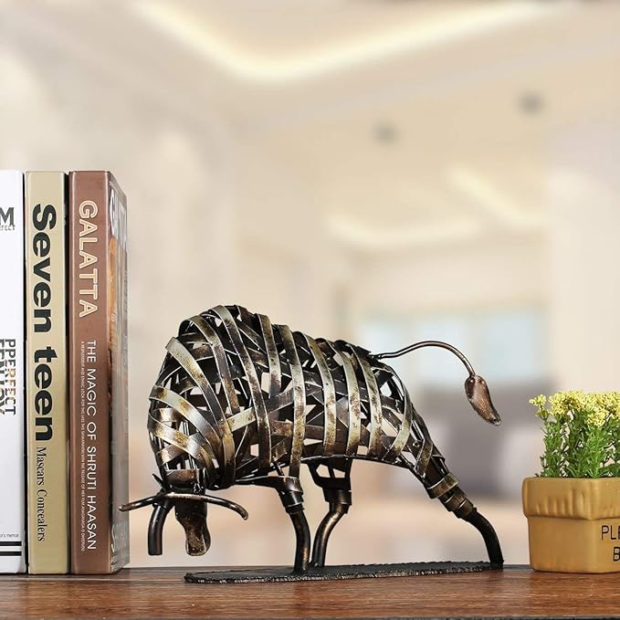 Tooarts Metal Modern Sculpture Iron Braided Cattle Home Handmade Statue Crafts