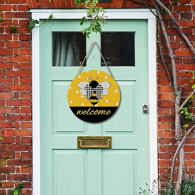 Bee Welcome Sign for Wreath Spring Summer Wooden Hanging Sign for Front Door Farmhouse Bumble Bee Decor Summer Door Hanger for Home Bedroom Living Room Indoor Outdoor Decorations 12"x12"