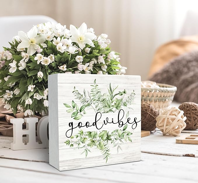SRADMO Inspirational Botanical Eucalyptus Leaves Wood Box Sign Desk Decor, Green Rustic Eucalyptus Leaves Wooden Block Box Sign Decor for Home Office Shelf Table Decorative Accessories
