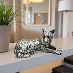 Cheetah Statue Home Decor Sculpture, Sitting Cheetah Desktop Ornament,Handmade with Resin,Office countertop Decoration,Suitable for Living Room, Dining Table, Bedroom