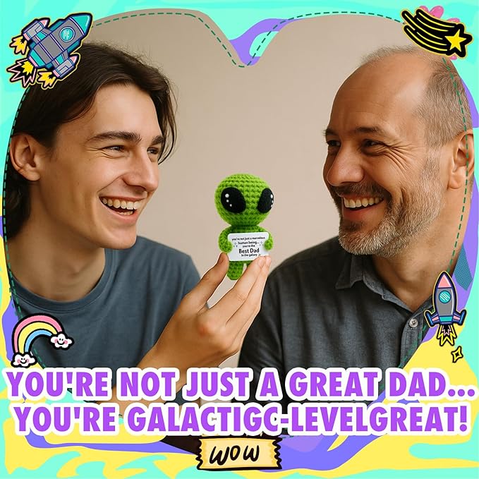 MAMAGIFTREE Fathers Day Funny Gift for Dad from Daughter Son with Message Card - Unique Dads Birthday Gifts for Husband from Wife Kids - Father’s Day Crochet Alien Handmade Decoration