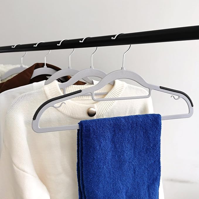 50 Pack Plastic Clothes Hangers- 16.5 Inch Slim Space Saving Hangers for Closet, Heavy Duty Non-Slip Hangers with 360° Swivel Hooks for Hanging Coats, Suits, Jackets, Shirts,T-Shirt