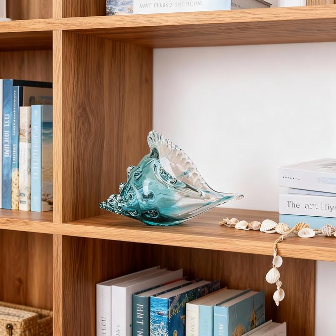 Hand-blown glass conch sculpture, modern green sea glass art decorative conch statue, coastal decor shell sculpture, suitable for living room TV cabinets, offices, shelf decorations and ornaments.