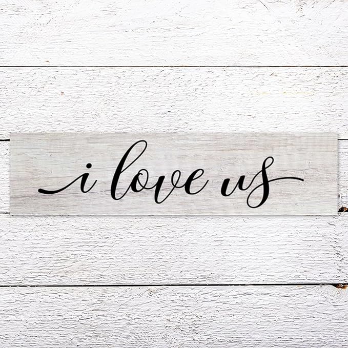 Rustic Wood Sign I Love Us Inspirational Quote Distressed Look Decorative Wooden Sign Vintage Wall Hanging Art Plaque Wall Decoration Home Decor for Farmhouse Room Door Porch Family Sign