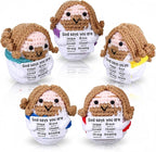 Marsui 5 Pcs 5 Pcs Crochet Dolls Christian Positive Gifts for Women Mini Jesus Figures with Positive Card Handmade Religious Crochet Plush Doll for Church Sunday School Motivational Gift (Colorful)