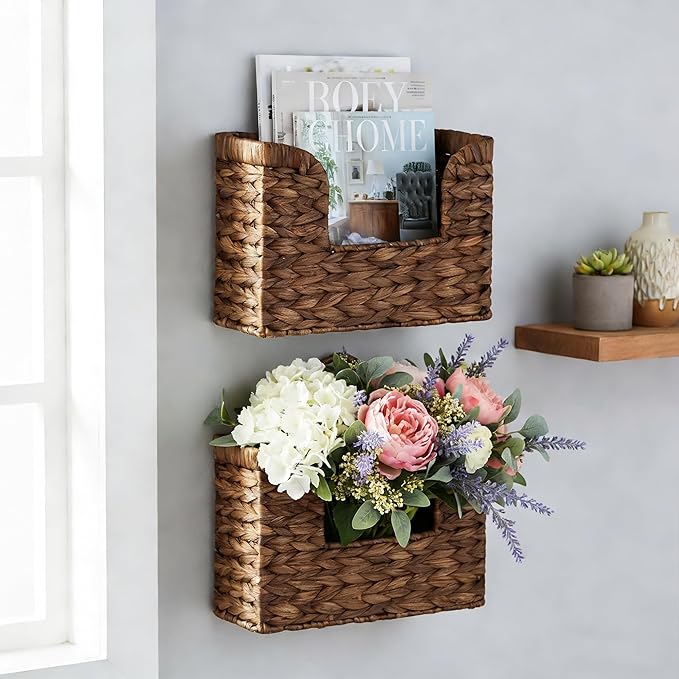 PINXIURY Magazine Holder Wall Basket Water Hyacinth Woven Mail Organizer, Wicker Wall Hanging Baskets for Magazines, Letters & Storage Decorative Mail Holder, Magazine Rack, Hanging Basket, Coffee