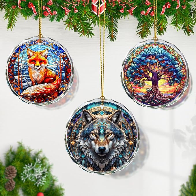 Wolf Stained Glass Ornament, Christmas Ornaments, Christmas Tree Decorations, Wolf Christmas Decoration, Wolf Ornaments for Christmas Tree, Holiday Present Ideas, Gift Exchange
