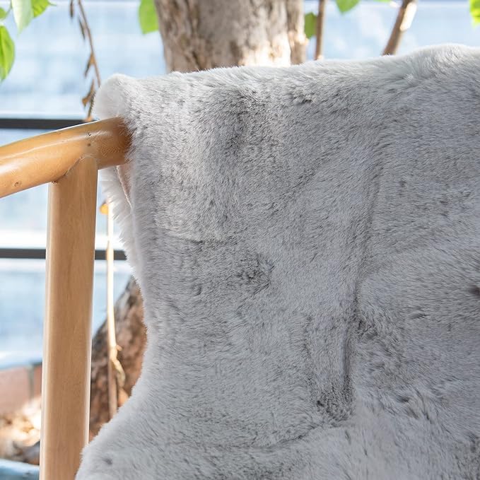 Grey Round Rug 3ft Machine Washable Shaggy Area Rugs for Living Room Faux Bunny Fluffy Fur Rug for Bedroom Small Circle Nursery Rug