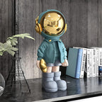 EZ4ENCE Figurine Statue Astronaut Sculpture Spaceman Decor,Sculpture for Home Decor,Arts Blue Shelf Decoration,Cool Metal Mask Table Decor,Large Spaceman Figure Ornament