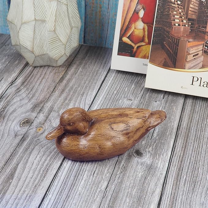 Hymmah Wooden Texture Duck Home Decor Statue Rustic Home Decorations for Living Room, Boho Sculpture Resin Animal Collectible Figurines for Indoor Decor